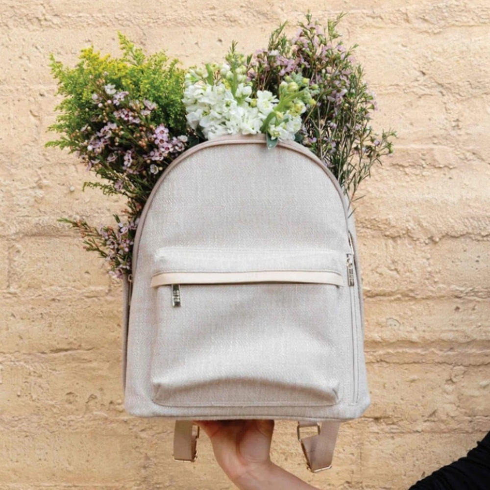 Beis Everyday Backpack in Beige
